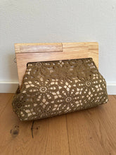 TINA clutch - raffia and wood: Blue