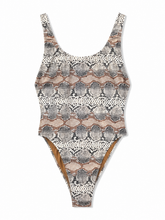"The Lilly" One Piece in Stone Snake