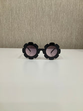 "Sunflower" Sunglasses in Black