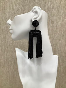 "The Statement" beaded earrings with long tassel in Black